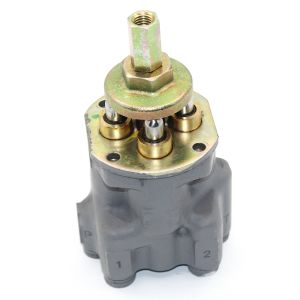 9134232 Pilot Valve Compatible with Hitachi EX100-3, EX200-3, EX400-5 Excavators